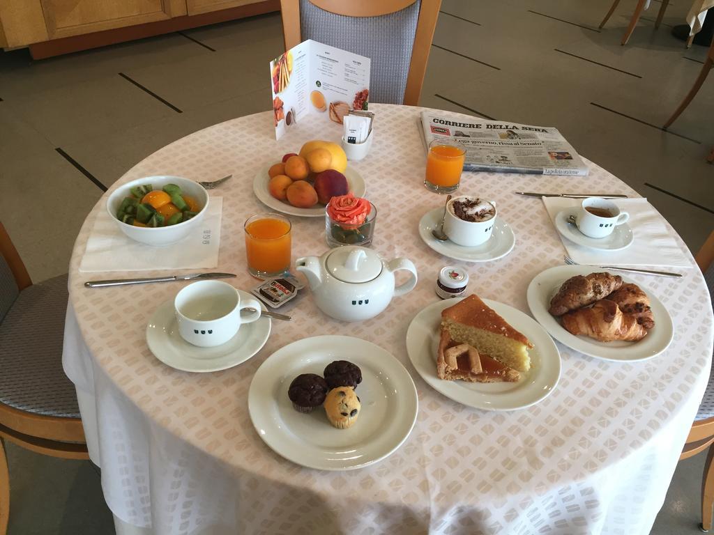 Una Hotel 로디 외부 사진